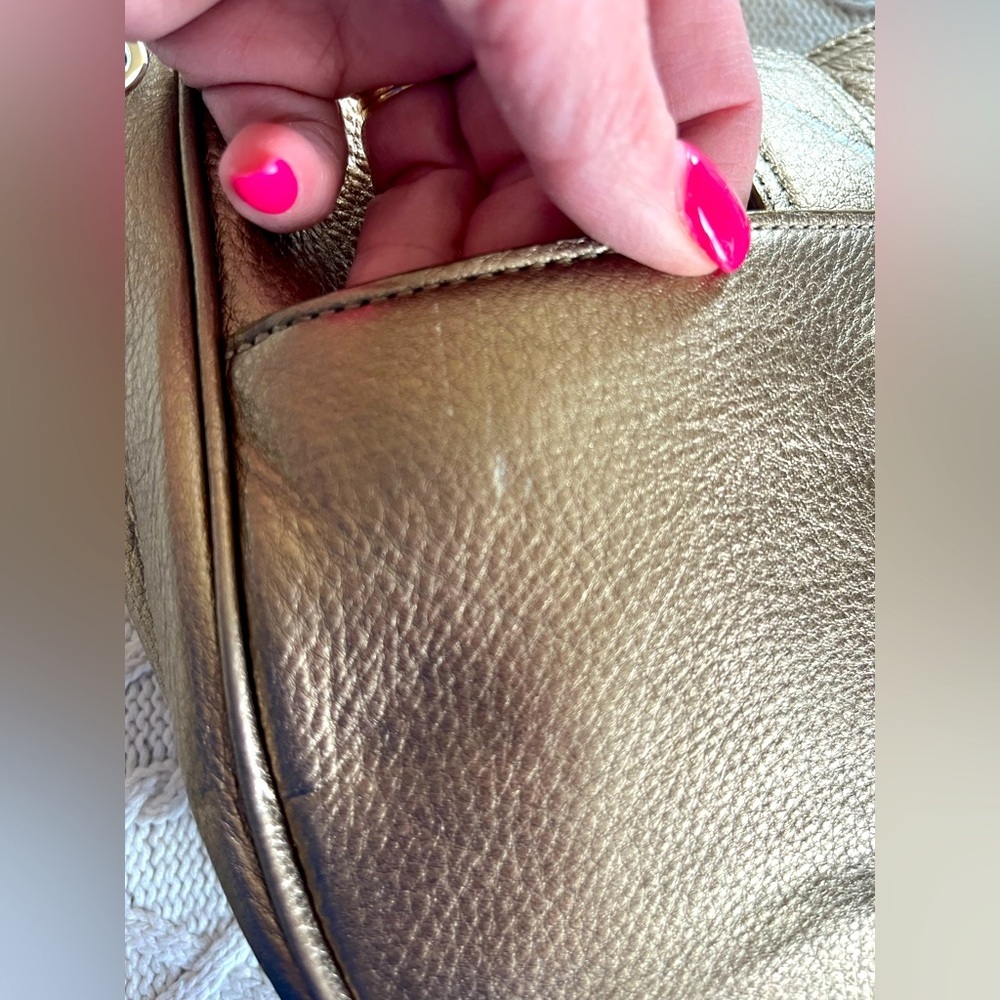 Michael Kors Rich Gold Shoulder Bag with Dust Bag - Picture 5 of 16